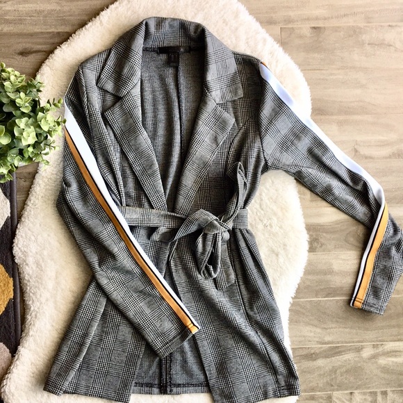 ๐ด๐brand new checkered blazer ๐๐ด
